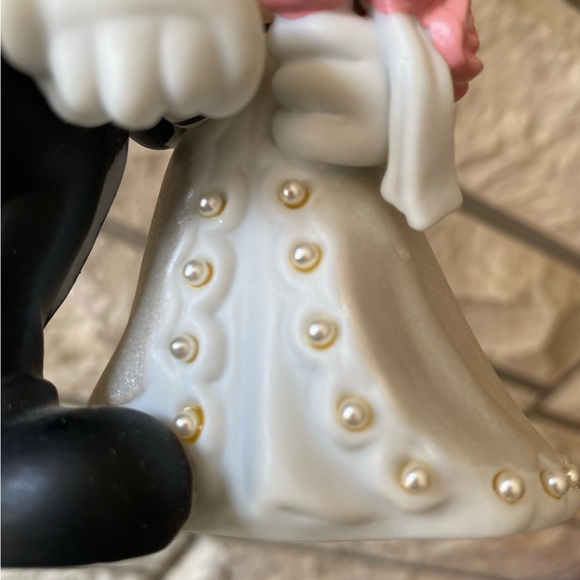 Mickey and Minnie wedding cake topper - Picture 6 of 9